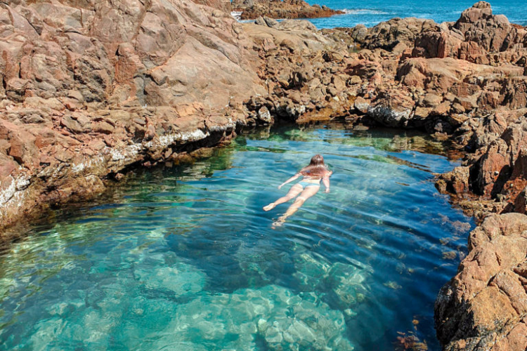 10 bể bơi thiên nhiên đẹp nhất thế giới